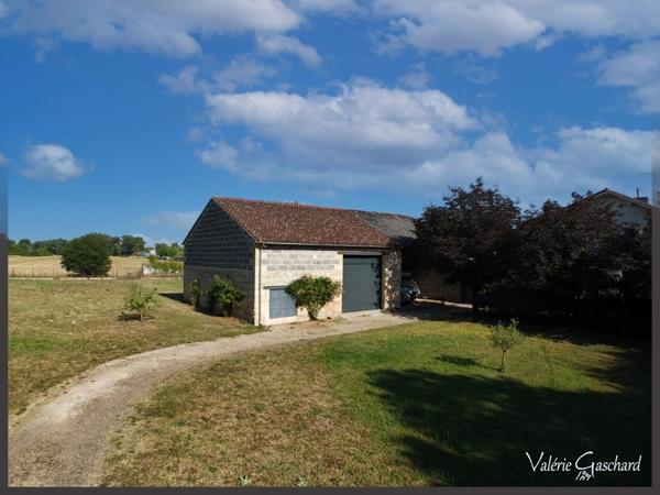 St seurin sur l'isle - Maison 150 m² + hangars sur 3800 m² de terrain