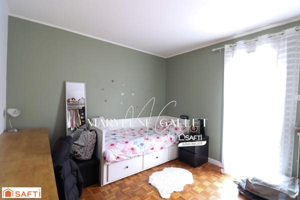 Proche des écoles maternelle et primaire,...