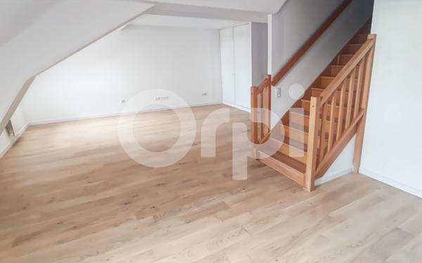 Appartement à louer    2 pièces •  Juilly