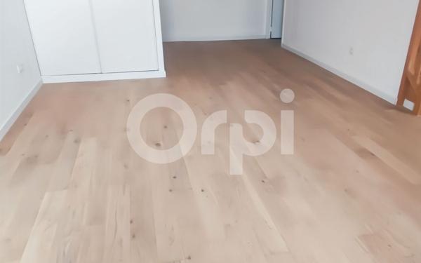 Appartement à louer    2 pièces •  Juilly