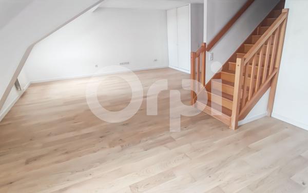 Appartement à louer    2 pièces •  Juilly