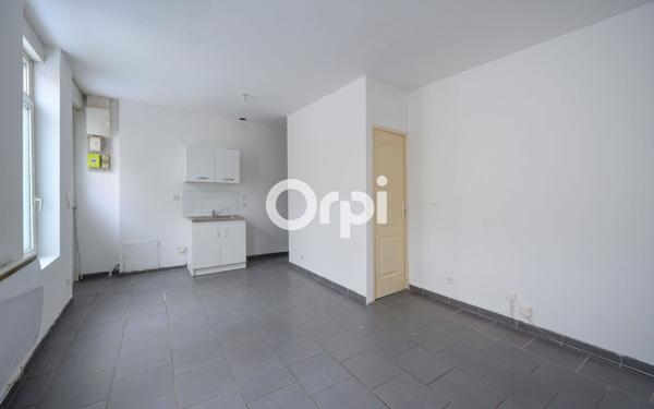 Maison à vendre    2 pièces •  Hautmont