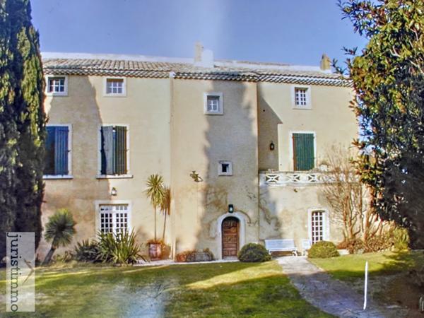 Orange (84100) Maison de Maître du XVIII ème siècle à Orange