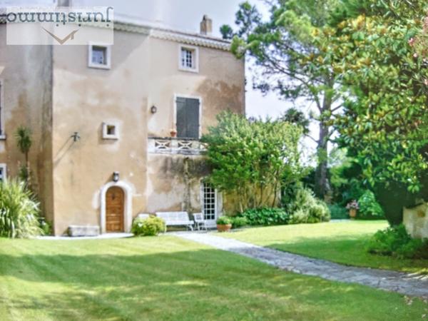 Orange (84100) Maison de Maître du XVIII ème siècle à Orange