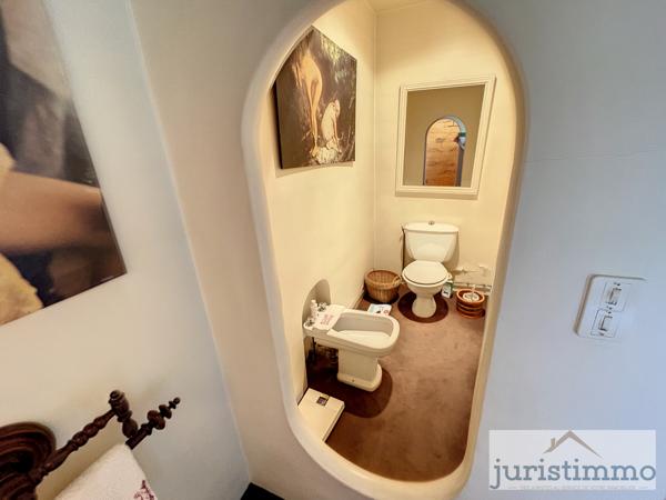 Orange (84100) Maison de Maître du XVIII ème siècle à Orange