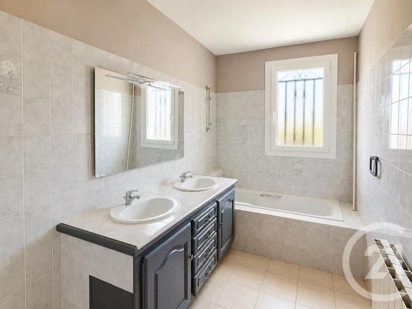 Maison à vendre  6 pièces - 121,24 m 2   PERPIGNAN  - 66