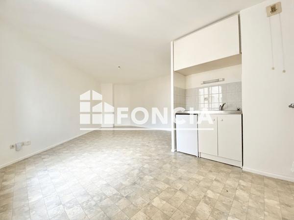 Location Appartement 2 pièces 40.82 m² - 10 RUE DES JARDINIERS Metz 57000