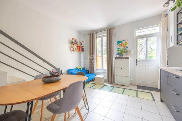 Duplex parc Maisons Laffitte 3 pièce(s) 2 chambres jardin parfait état 399 000 € **  - Référence  4670
