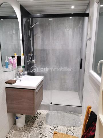 Maison en pierre de 224 m²