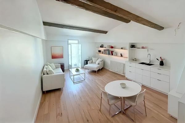 Appartement Sète 3 pièce(s) duplex de124 m2
