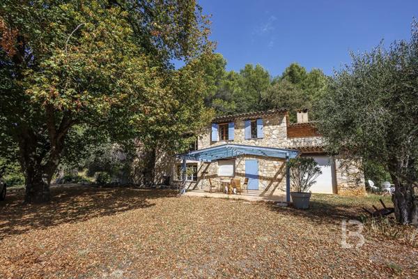 Bergerie du 18ème siècle à Grasse avec vue panoramique