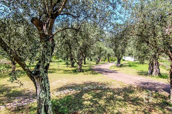 Bergerie du 18ème siècle à Grasse avec vue panoramique