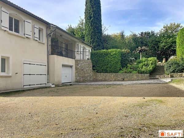 Propriété d’exception,167 m² environ – Terrain 5 730 m² – 7 pièces – 4 chambres