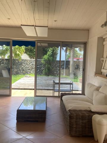 Saint-Denis (97400) SAINT-DENIS MAISON AVEC JARDIN PROCHE CENTRE, QUARTIER CALME, FORT POTENTIEL