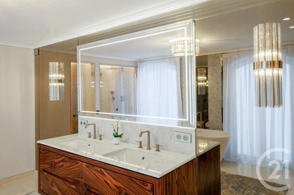 Maison à vendre  7 pièces - 463,71 m2 MOUGINS - 06