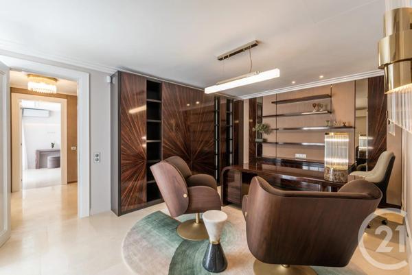 Maison à vendre  7 pièces - 463,71 m2 MOUGINS - 06