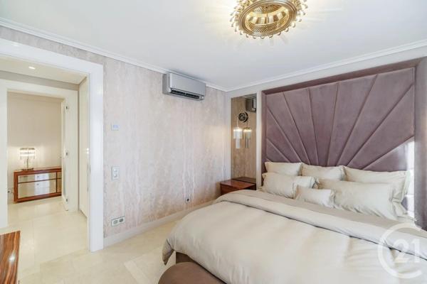 Maison à vendre  7 pièces - 463,71 m2 MOUGINS - 06