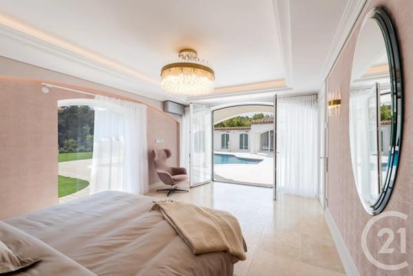 Maison à vendre  7 pièces - 463,71 m2 MOUGINS - 06