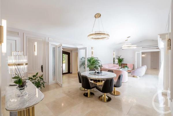 Maison à vendre  7 pièces - 463,71 m2 MOUGINS - 06