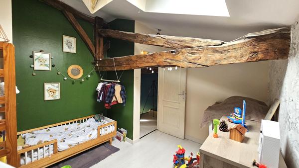 Sud-Est de Barbezieux maison familiale alliant charme de l’ancien et esprit contemporain