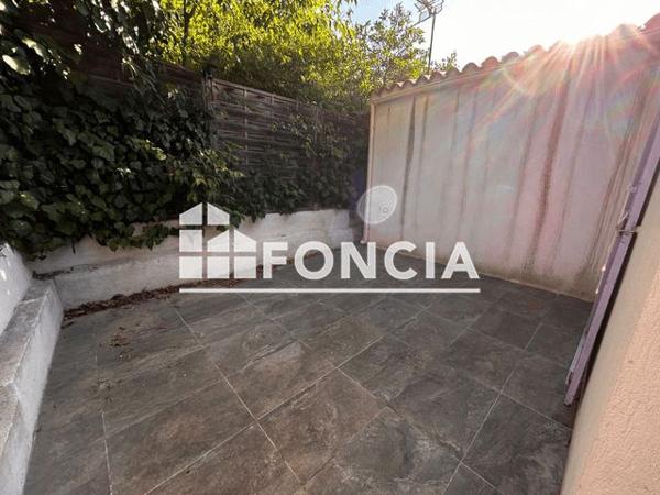 Location Maison 2 pièces 33.9 m² - 1075 CHEMIN DES ESPILLIERES Aubagne 13400