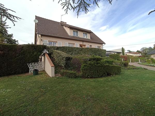 Achat maison près de ORCET - 8 pièce(s) - 171 m² - 321 000 €