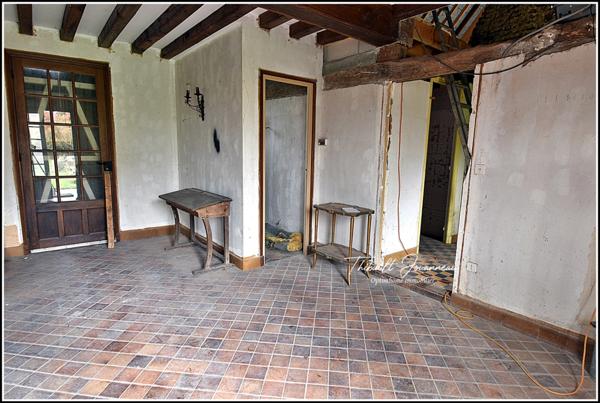 Fermette à rénover pleine de charme et d'histoire