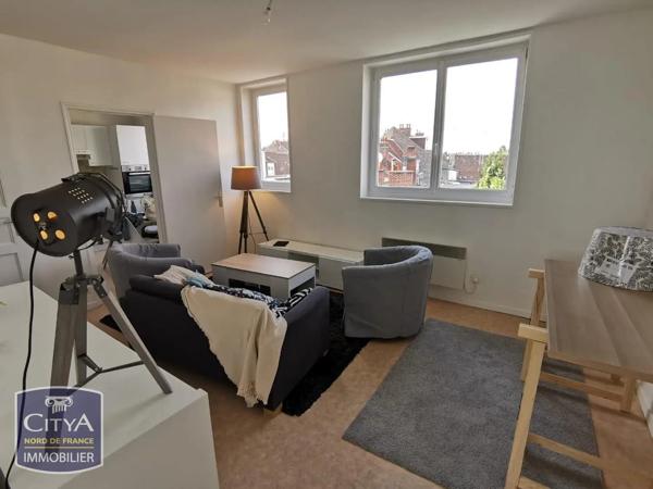 Appartement à louer 2 pièces 46.7m² Lille (59000)