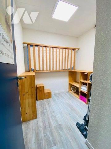 A vendre à Pleumeur-Bodou (22560) en Côtes d'Armor, une petite maison en copropriété d'une surf...