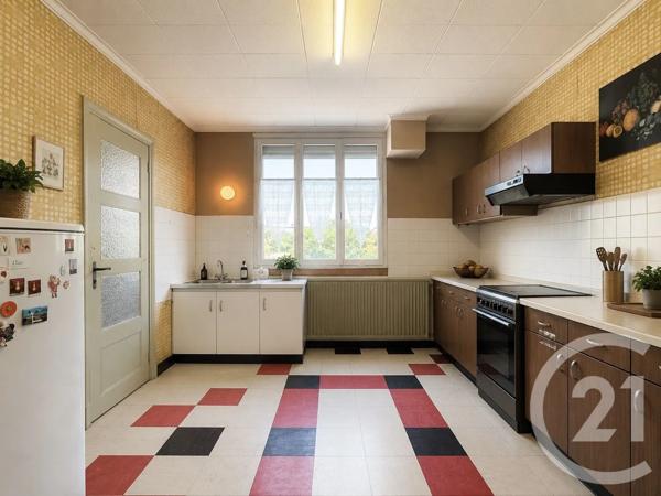 Maison à vendre  5 pièces - 107,64 m 2   YZEURE  - 03