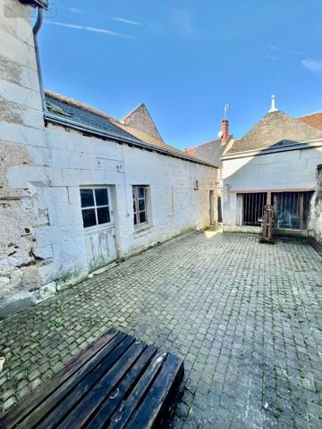 Maison de ville à vendre à Écueillé dans l'Indre (36240), ref : 016/447