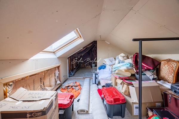 Appartement à vendre 3 pièces + combles + dépendance CHELLES (77)