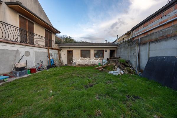 Appartement à vendre 3 pièces + combles + dépendance CHELLES (77)