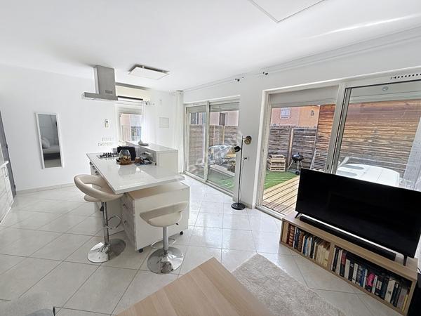 Maison Saint Cyr Sur Mer Quartier Les Leques de 2 pièces de 39.19m²