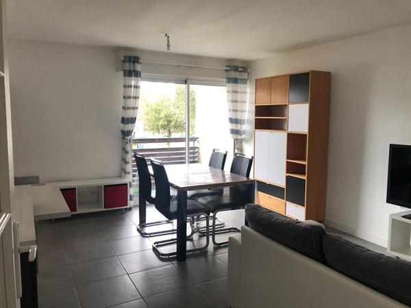 A louer à Vannes Tohannic, appartement meublé 3 pièces de  62 m2  avec garage et parking