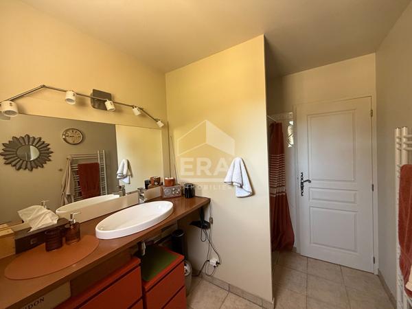 A VENDRE 13530 TRETS MAISON T5 DE 141M² SUR 14690 M² DE TERRAIN PISCINE GARAGE