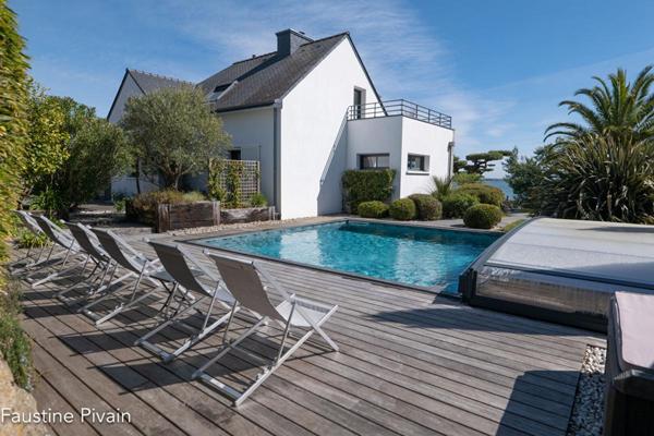 Belle propriété contemporaine vue golfe