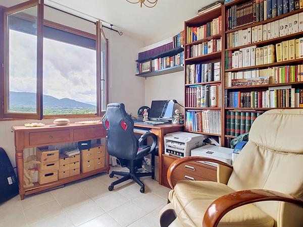 BONNE  Maison familiale - 5 chambres - Terrain de 1250m² Au Calme avec Vue panoramique