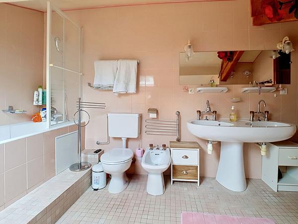BONNE  Maison familiale - 5 chambres - Terrain de 1250m² Au Calme avec Vue panoramique