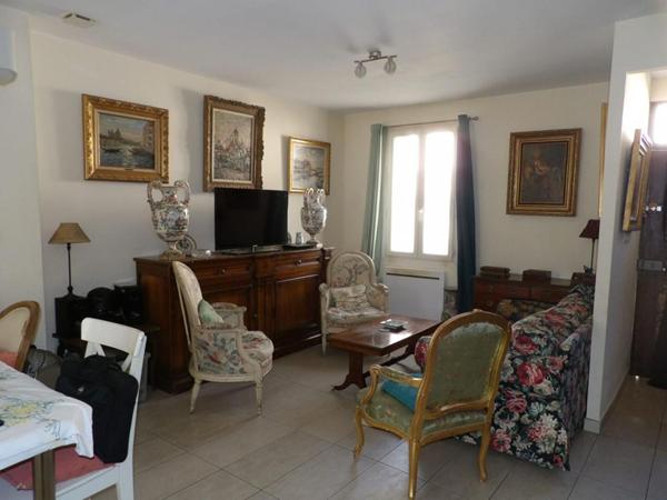 La Londe Les Maures Maison de ville 107 m2 et jardin