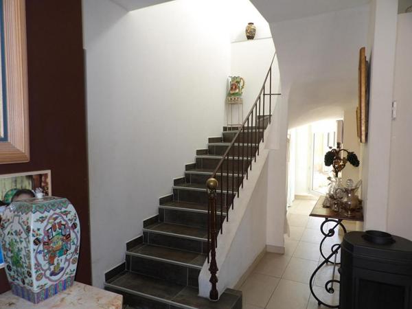 La Londe Les Maures Maison de ville 107 m2 et jardin