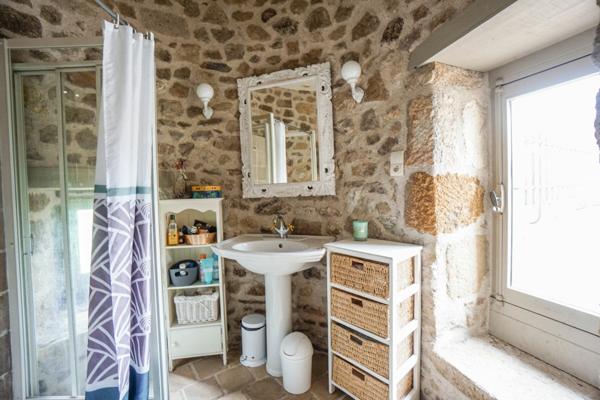 Maison à vendre    6 pièces •  Moulins