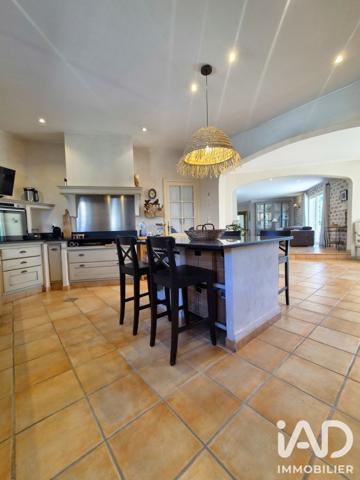 Maison à vendre 4 pièces 175 m² Baho