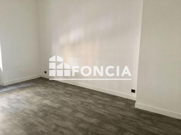 Location Appartement 2 pièces 60.15 m² - 32 RUE GARONNE Agen 47000