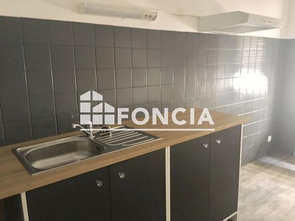 Location Appartement 2 pièces 60.15 m² - 32 RUE GARONNE Agen 47000