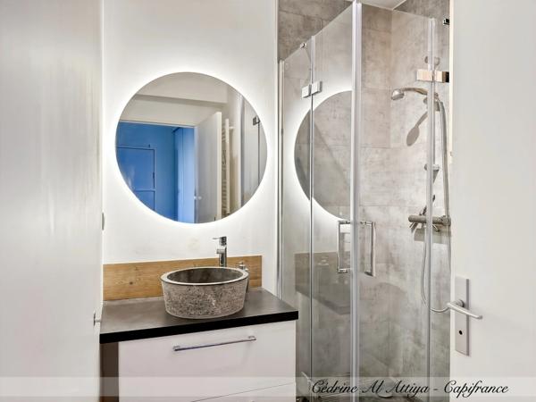 Studio à vendre meublé de 27m2, La Rochelle, balcon, parking et local à vélos