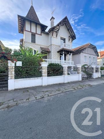 Maison à vendre  4 pièces - 152,80 m2 STE LIVRADE SUR LOT - 47