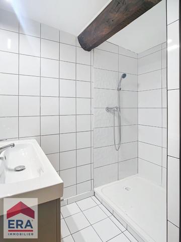 A louer Type 2 duplex Marseille 13004 Chutes Lavie