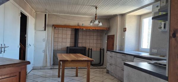 Maison à vendre 3 pièces LE MALZIEU FORAIN (48)