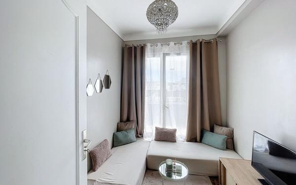 Maison à vendre    13 pièces • 207 m2 Antibes